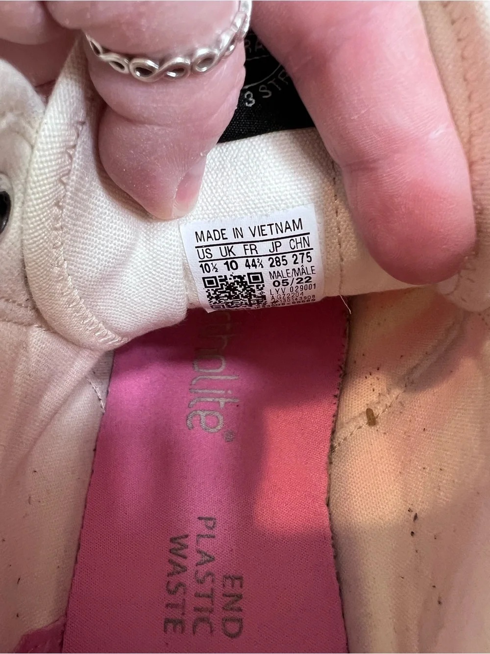 Adidas Nizza Hi RF The World Needs Love high tops size 10.5